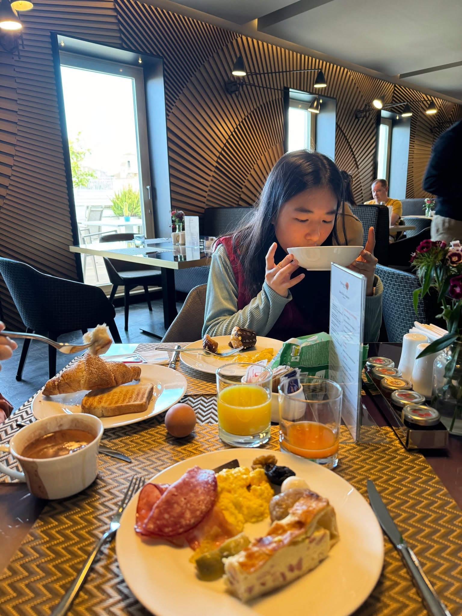 早餐少野食,地方少,味道普通
