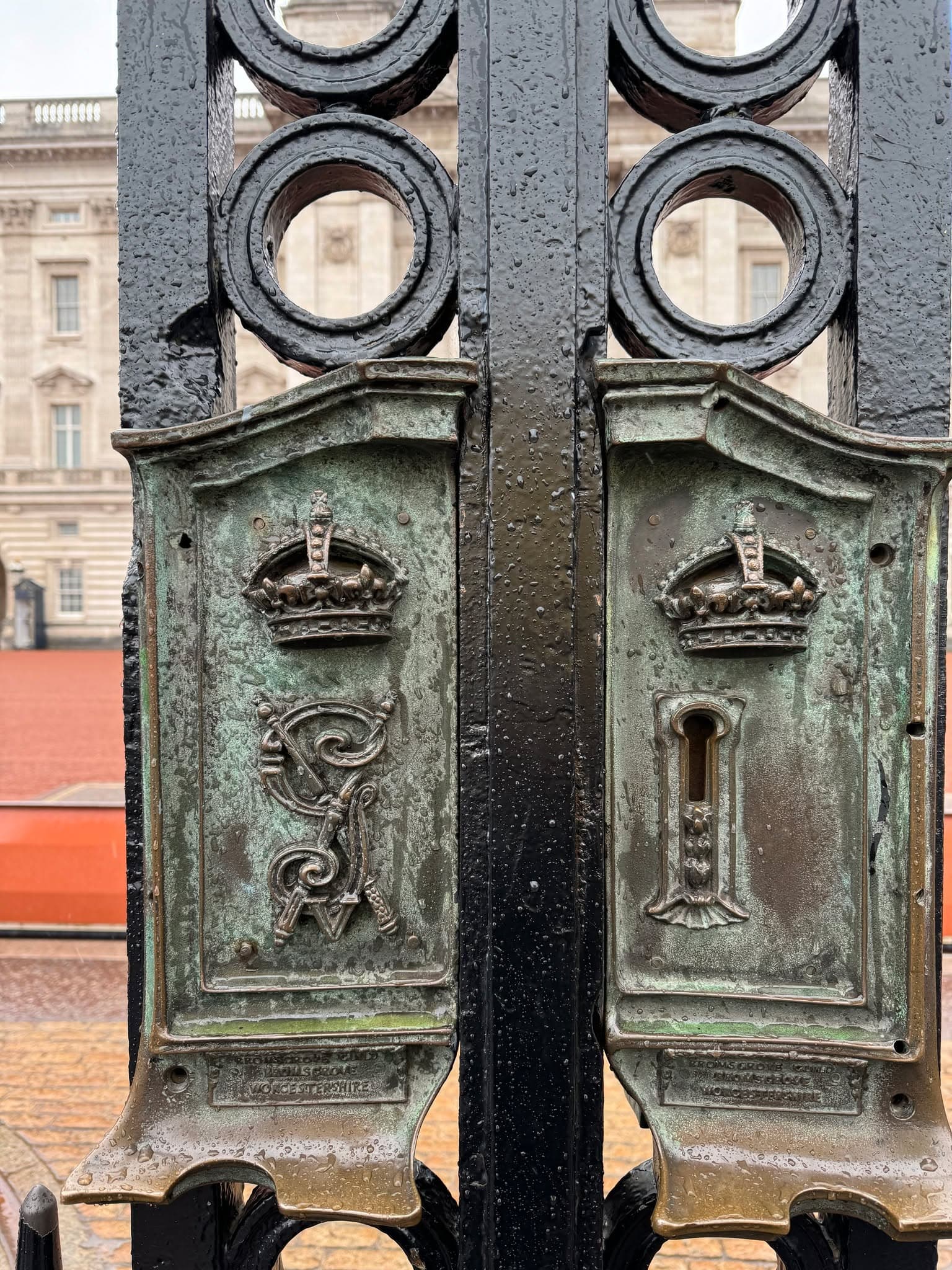 英國皇室雖然形象無以前咁好,不過無佢哋又好似唔似英國,皇室係型的